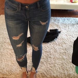 High waisted ripped American Eagle jeans